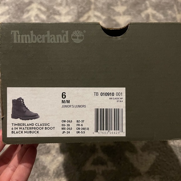 Black Timberland boots. - Picture 2 of 7